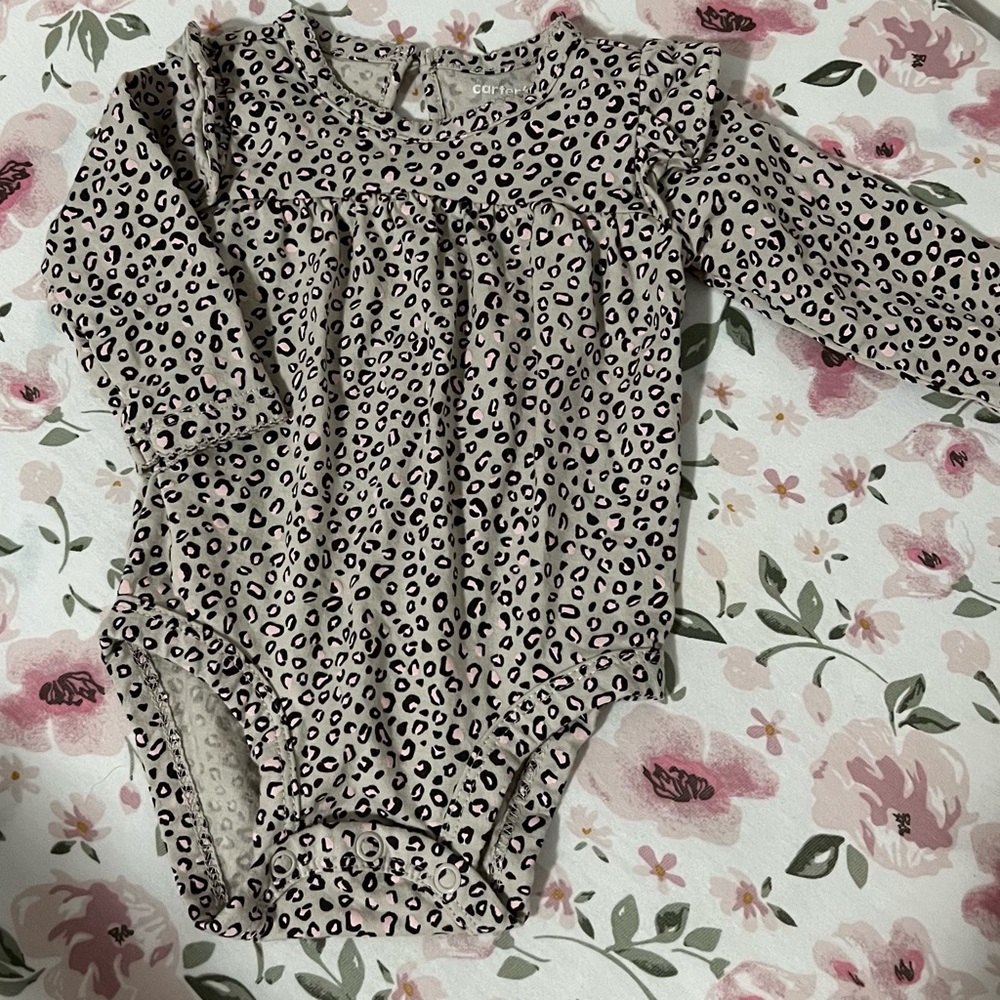 Carters leopard print set